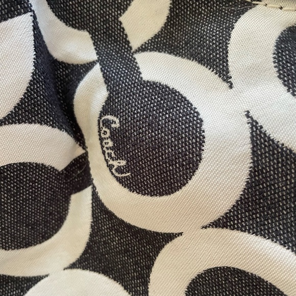 coach monogram tote bag in black and white - Picture 2 of 7